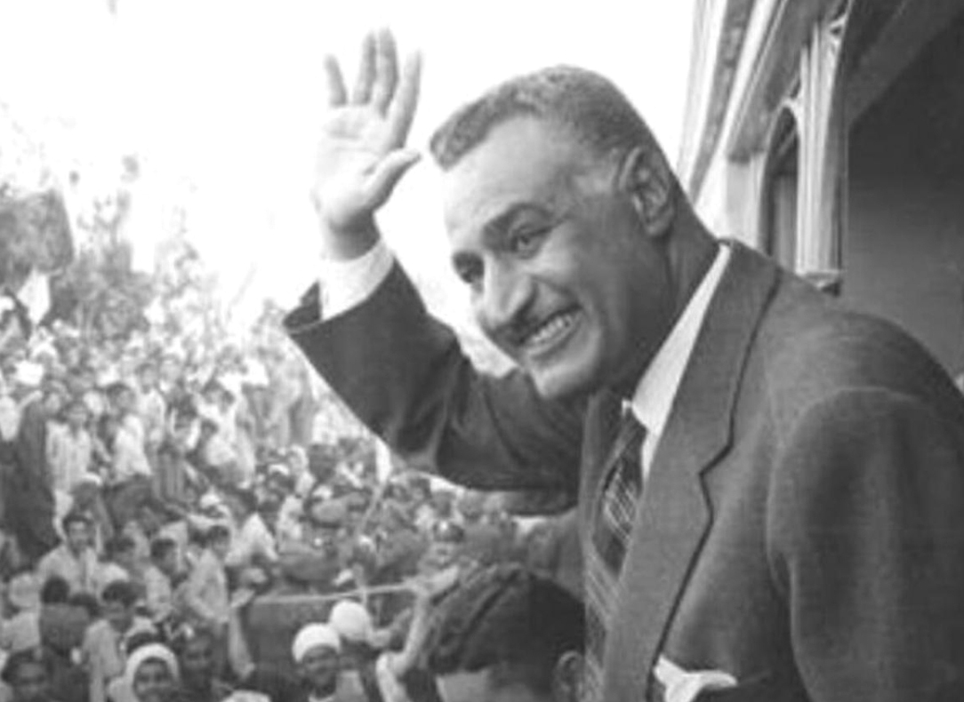 "1965 إعادة انتخاب جمال عبدالناصر لولاية ثانية رئيساً لمصر بعد استفتاء في البلاد."