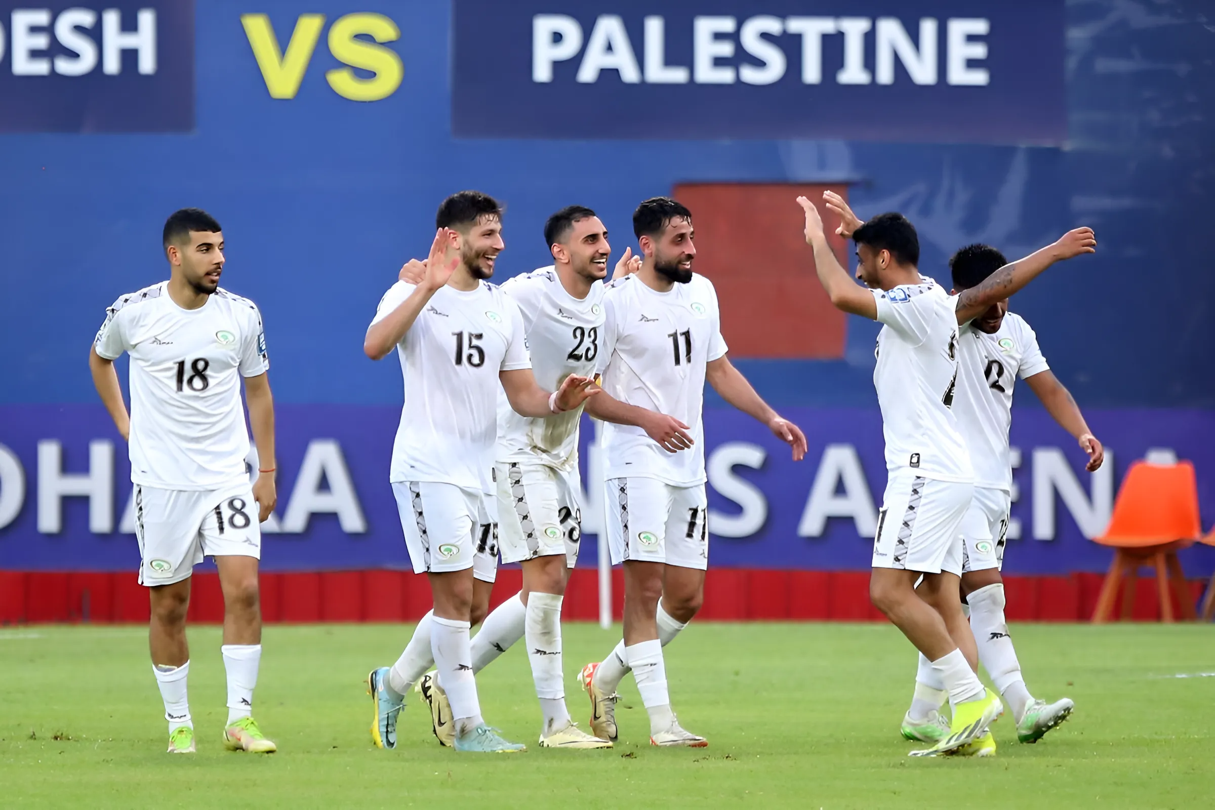 منتخب فلسطين بـ 10 لاعبين يقتنص فوزًا مثيرًا من بنغلاديش بالتصفيات الآسيوية