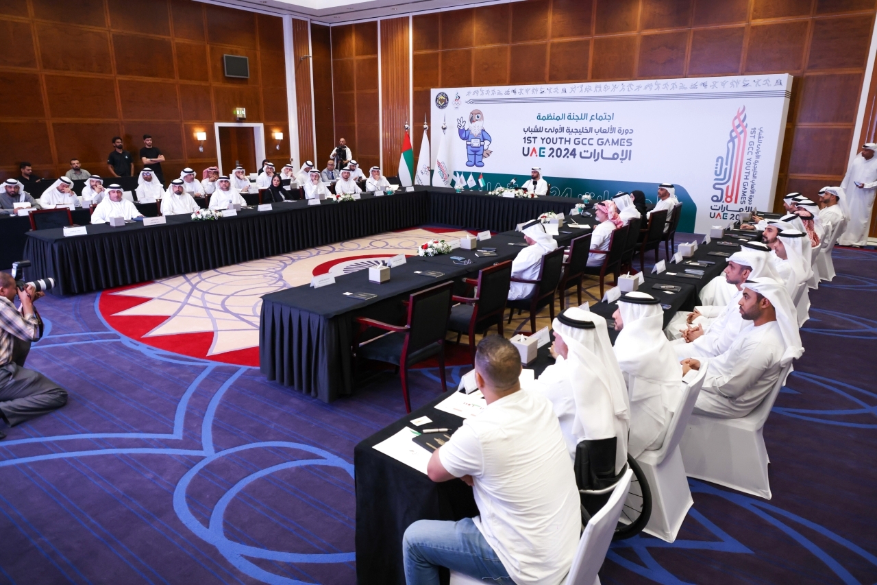 "جانب من اجتماع اللجنة المنظمة لدورة الألعاب الخليجية الأولى للشباب | من المصدر"