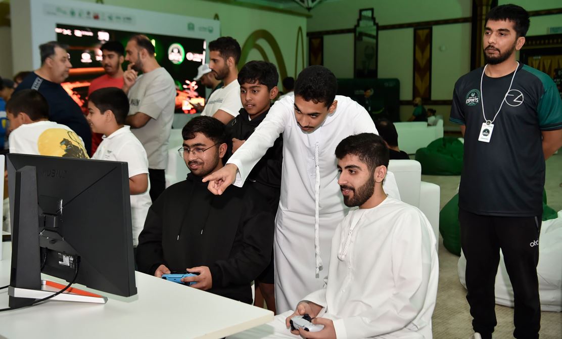 شرطة دبي تكرم 54 فائزاً في ختام رمضانية «الألعاب الإلكترونية»