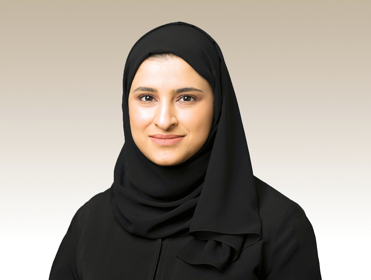 "سارة الأميري"