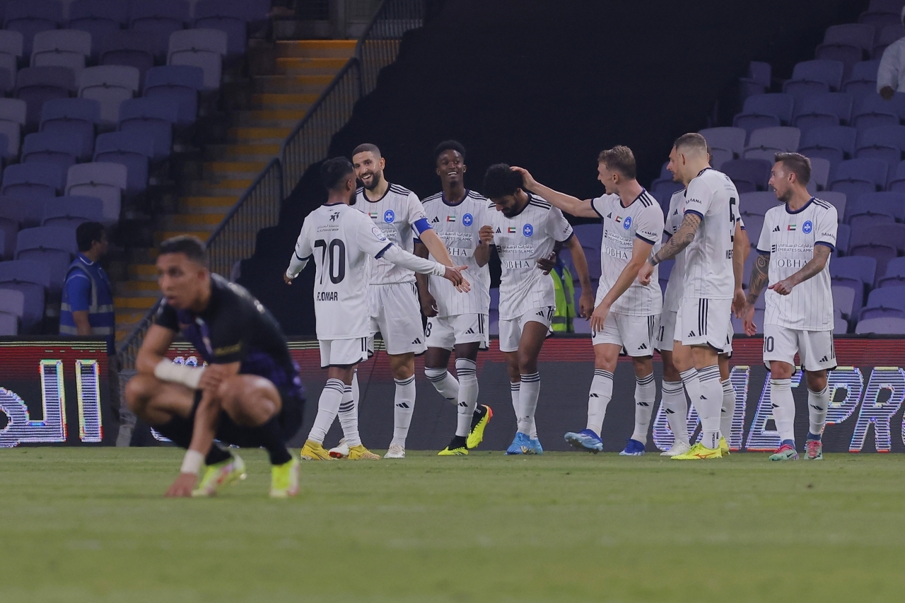 "لاعبو النصر يحتفلون بالفوز على العين | تصوير:سيف الكعبي"