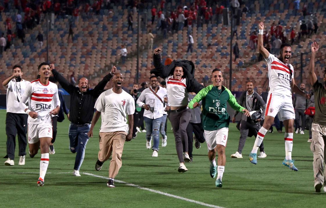 تغريم الزمالك "لسحب وإخفاء الكرات من الملعب" خلال لقاء القمة أمام الأهلي
