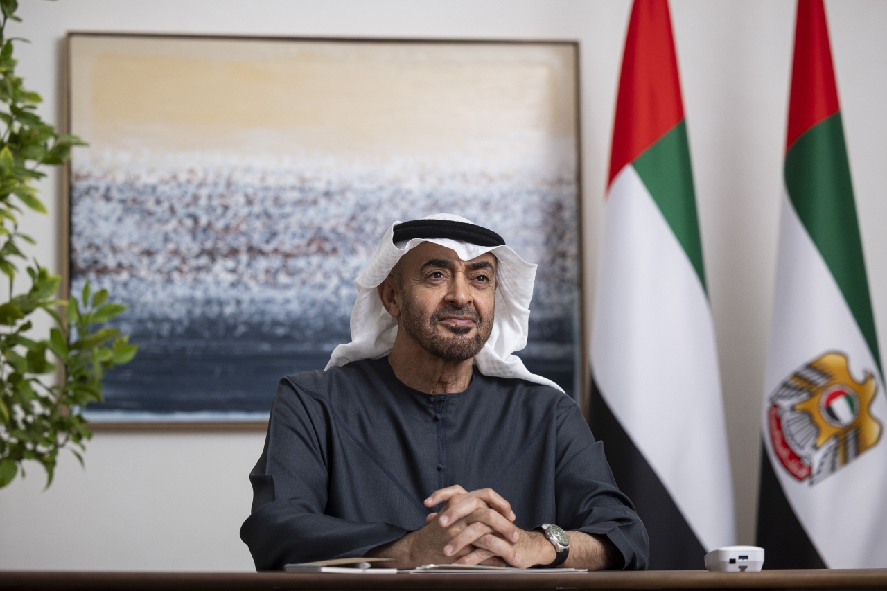 "رئيس الدولة ورئيس كولومبيا يتابعان عبر اتصال مرئي توقيع اتفاقية شراكة مع كولومبيا | وام"