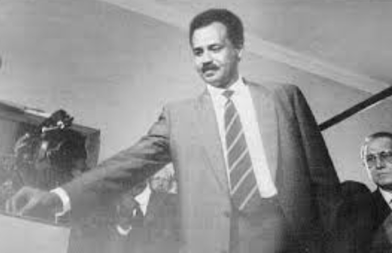 "1993 الإريتريون يصوتون بالأغلبية للاستقلال عن إثيوبيا باستفتاء أشرفت عليه الأمم المتحدة."