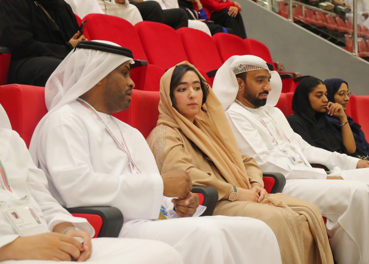 "روضة بنت مكتوم آل مكتوم خلال حضورها منافسات كرة اليد | البيان"