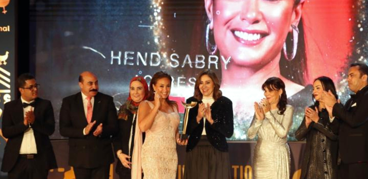 «أسوان لأفلام المرأة» يحتفي بـ «بنات ألفة» ويكرم هند صبري وغادة عادل