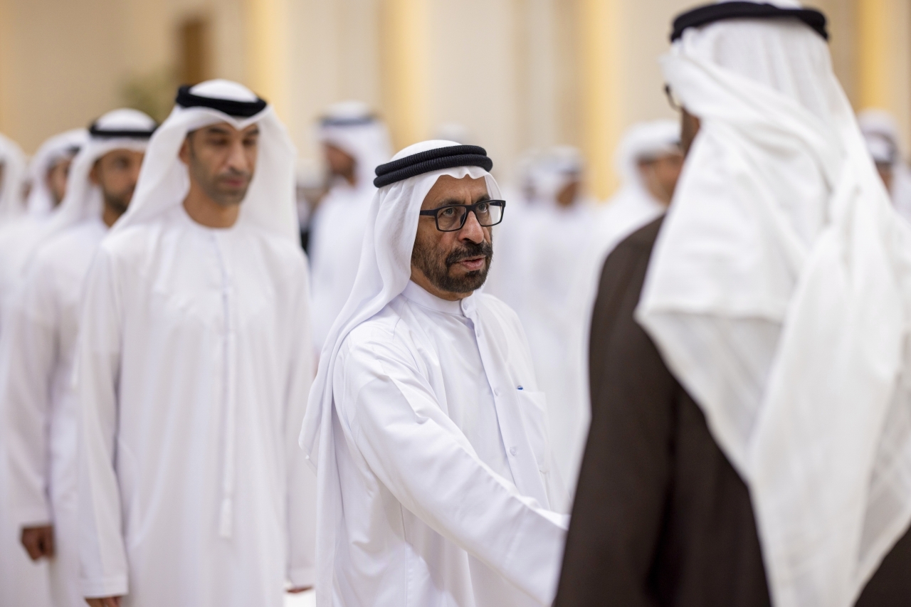 "سموه يتقبل تعازي خليفة المرر وثاني الزيودي"