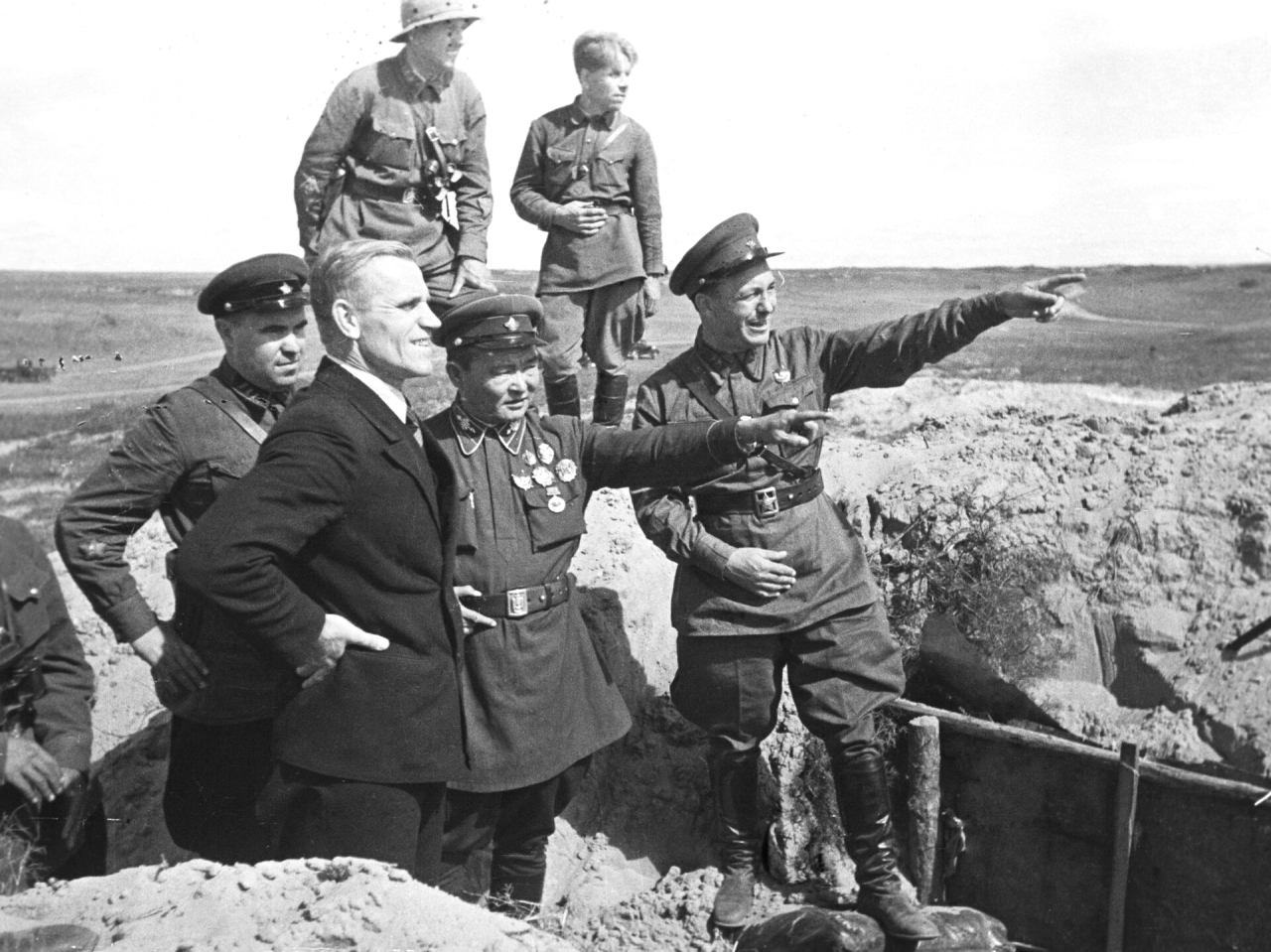 "1939 هزيمة القوات اليابانية أمام السوفييت في معركة خالخين خلال الحرب العالمية الثانية."