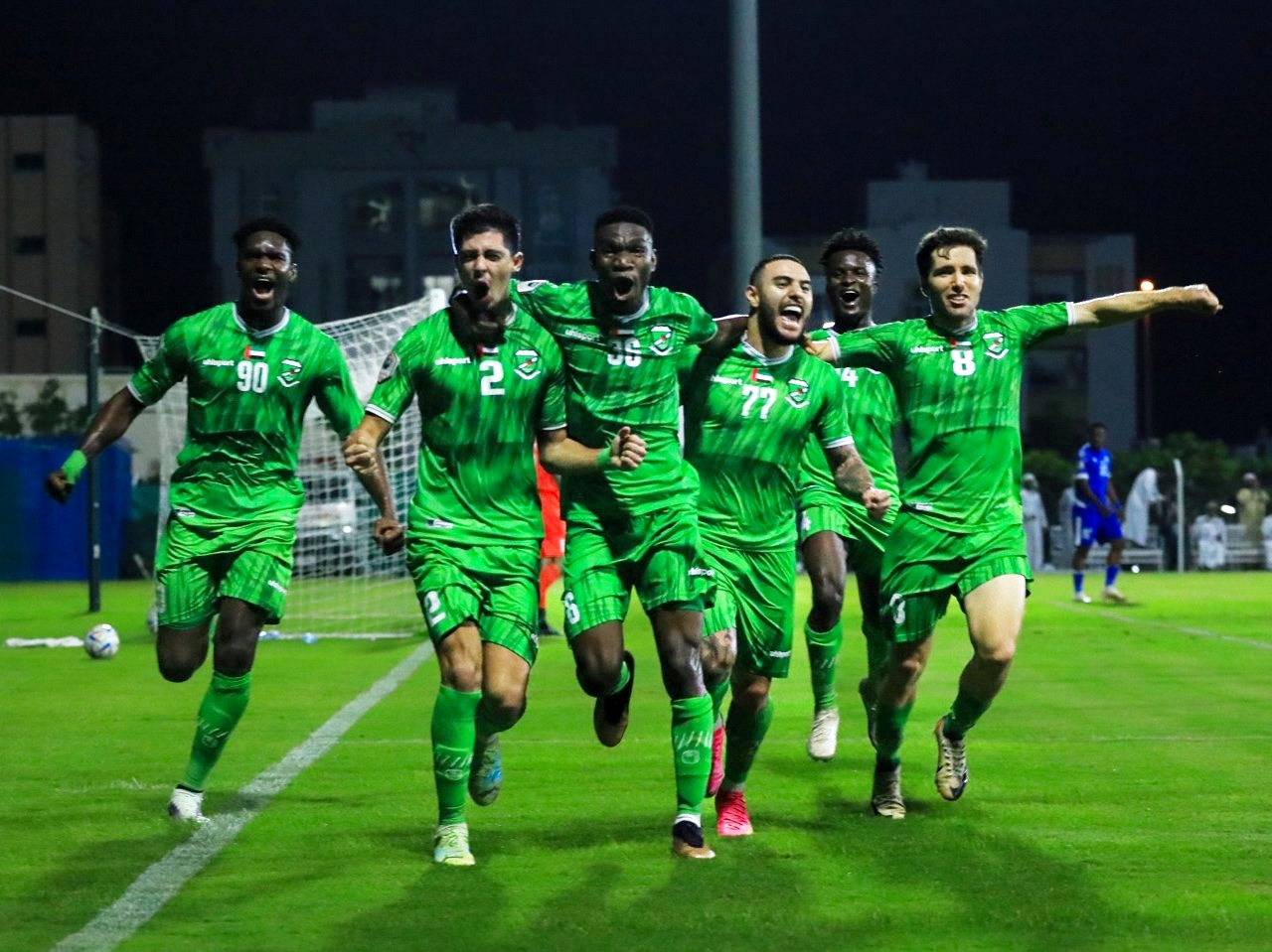 "لاعبو العروبة يحتفلون بالتأهل | تصوير: زيشان أحمد"