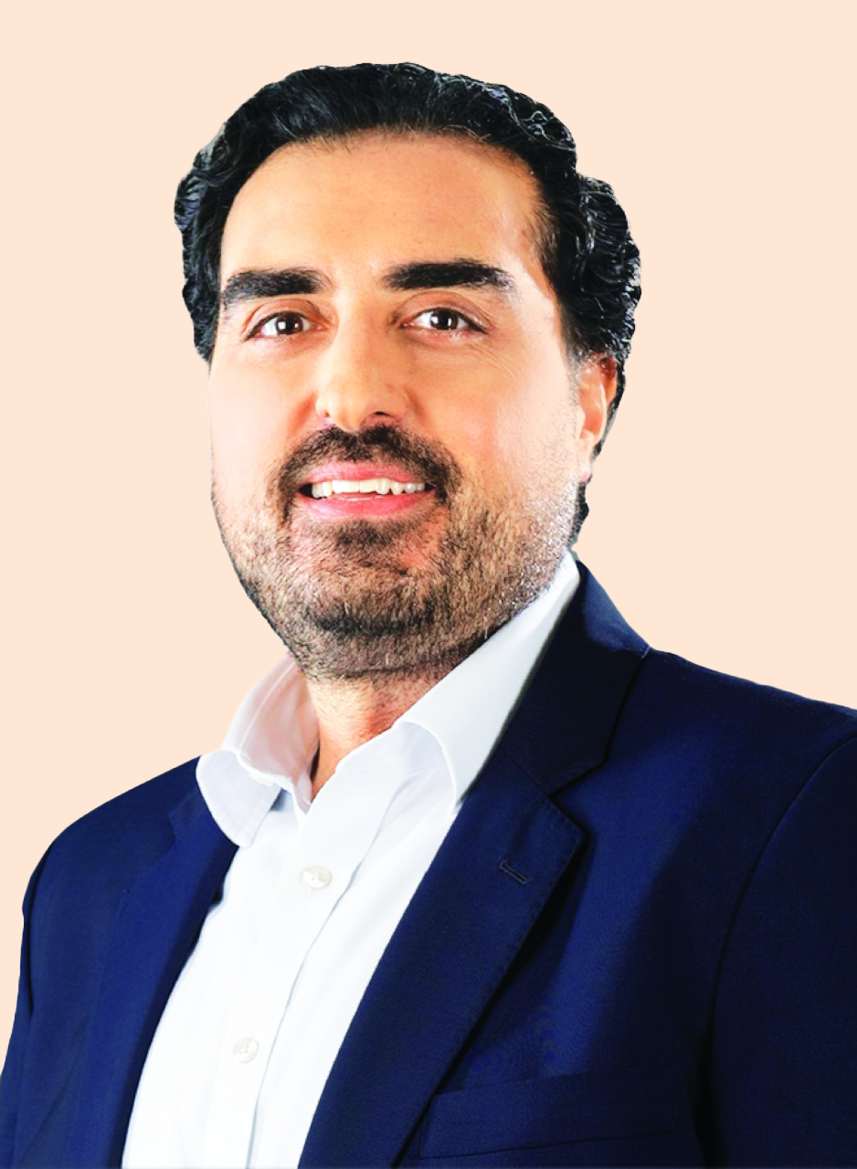 "مصطفى الراوي"