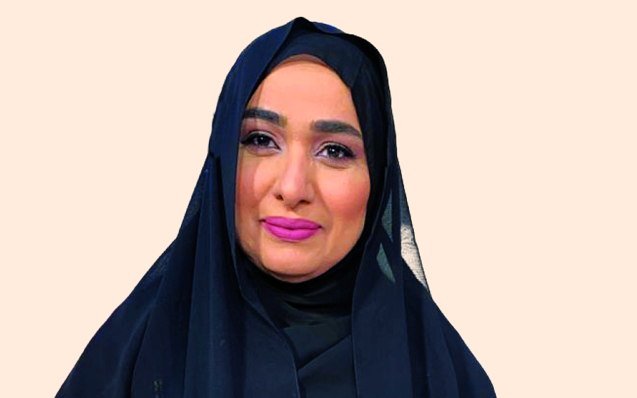 "موزة القبيسي"