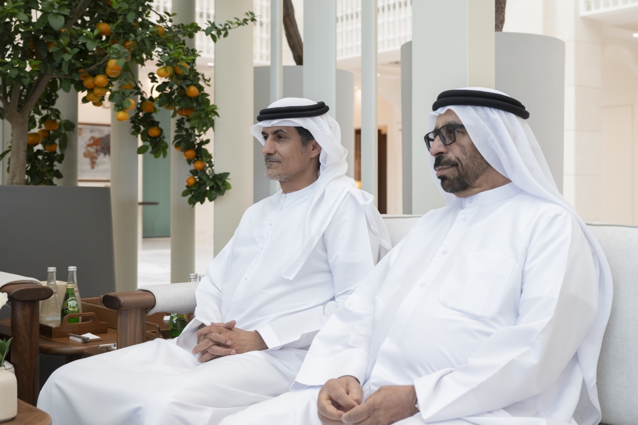 "علي الشامسي وخليفة المرر"