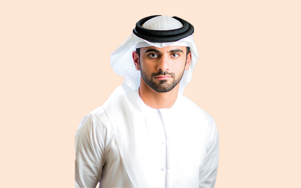"منصور بن محمد: أجمل التهاني ونتمنى للإمبراطور المزيد من النجاح والإنجازات"