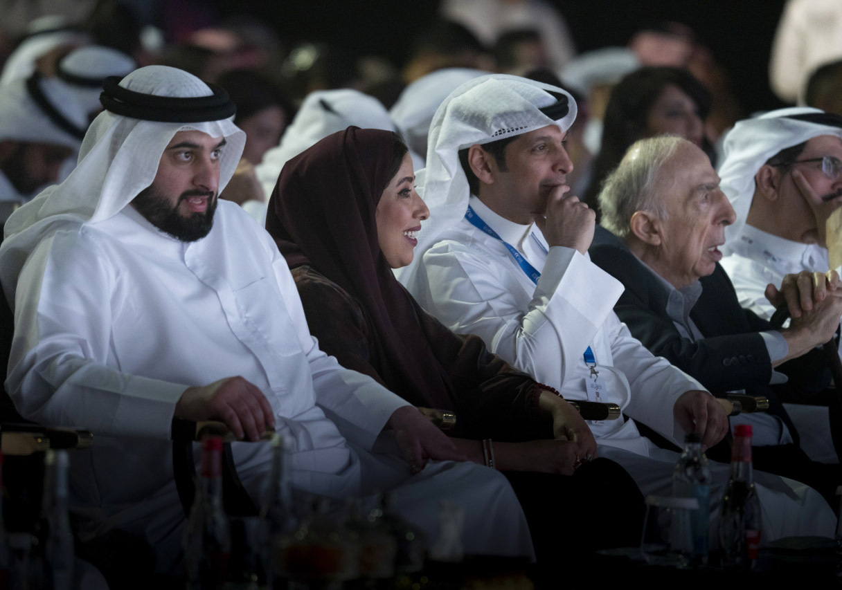رئيس مجلس الوزراء اليمني: السلام خيار استراتيجي للحكومة والتوجهات العقائدية للحوثيين تعرقل حل الأزمة