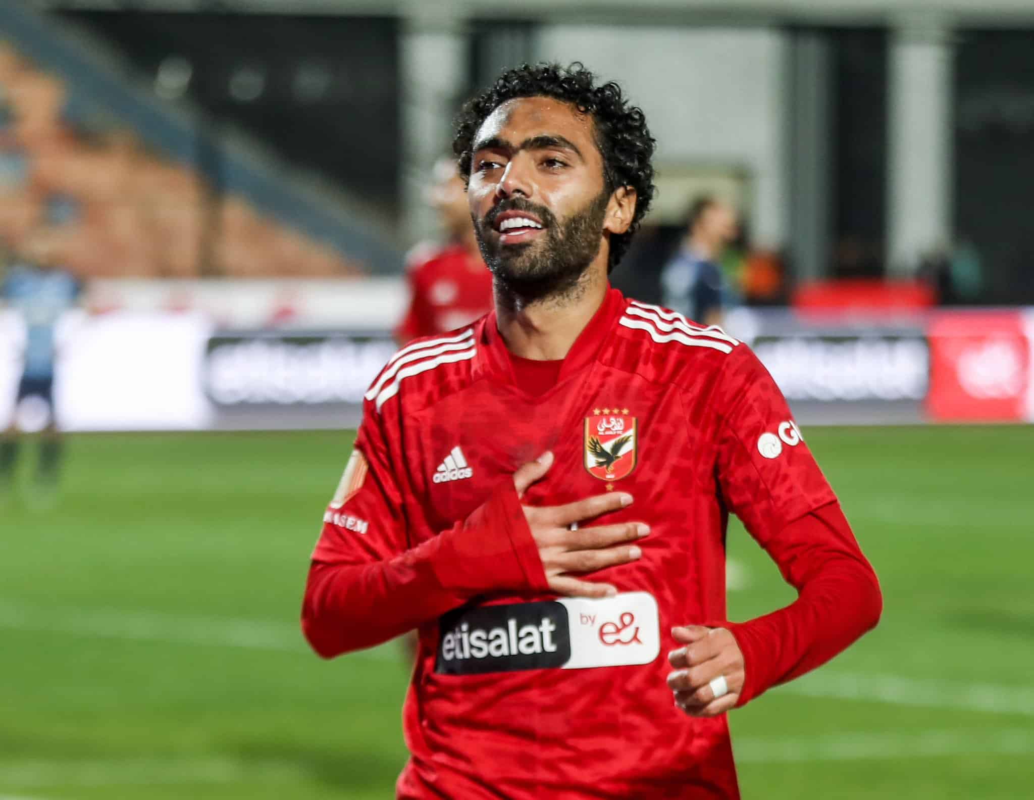 قضية تعديه على لاعب بيراميدز.. حبس حسين الشحات سنة مع إيقاف التنفيذ وحرمانه من ممارسة النشاط الرياضي