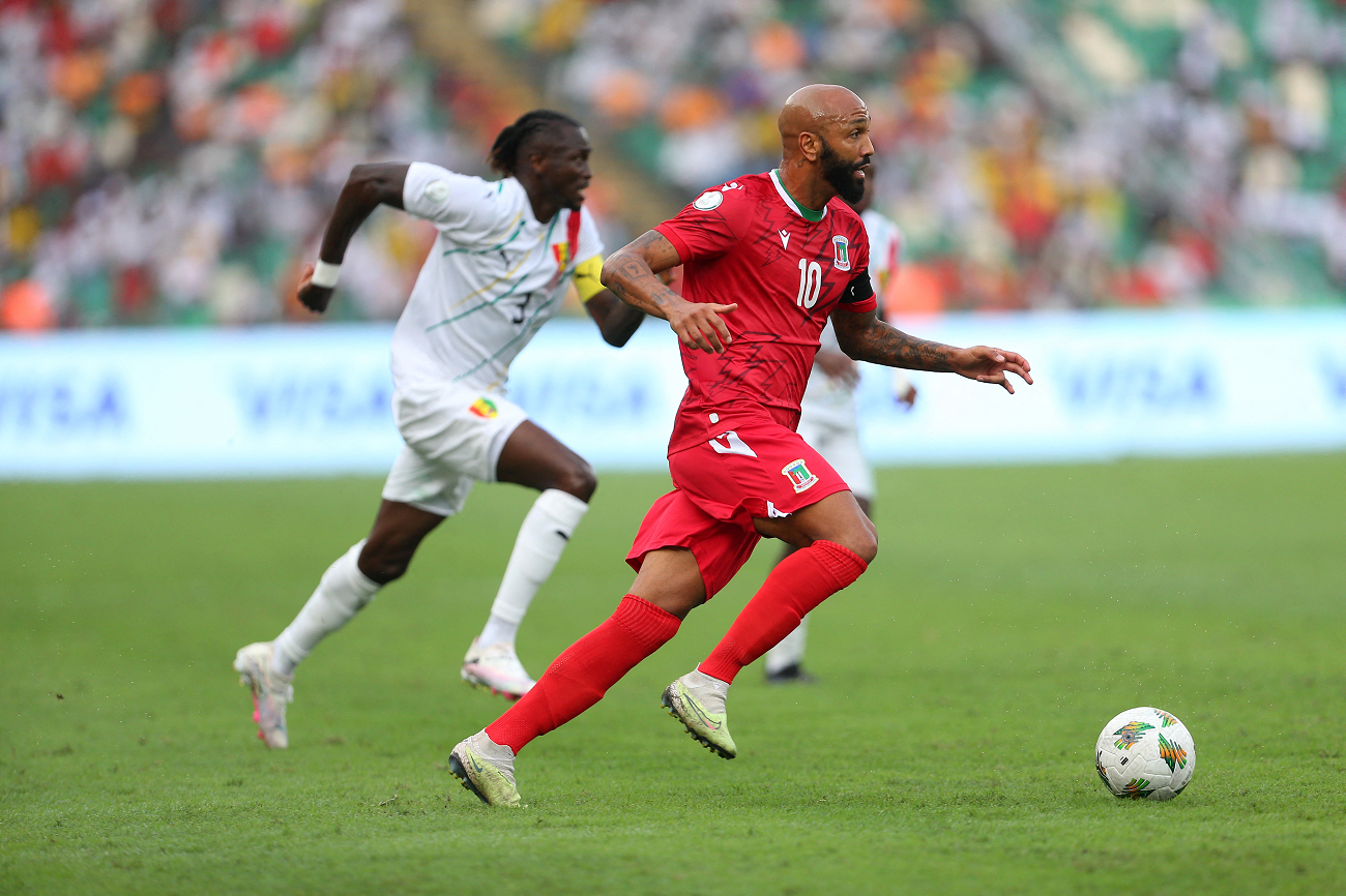 هداف كأس الأمم الأفريقية مثّل غينيا الاستوائية بشكل غير قانوني لمدة 11 عاماً