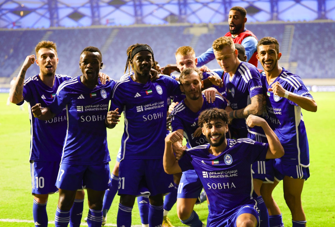 "جانب من فرحة نجوم النصر بعد الفوز في إحدى المباريات | البيان"
