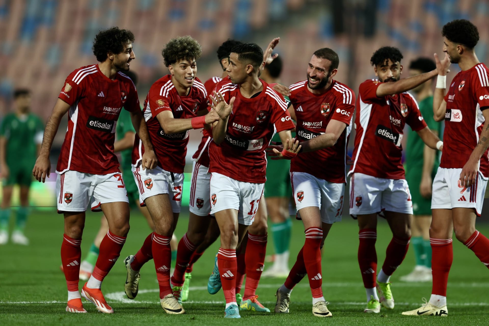 الأهلي في ضيافة فاركو بعد غياب لمدة شهر والزمالك مع سيراميكا