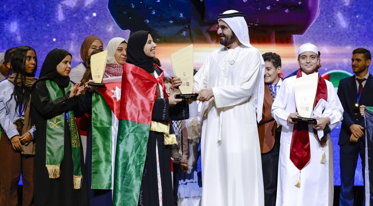 "بدعم ورعاية محمد بن راشد.. تحدي القراءة العربي يحقق حراكاً معرفياً نوعياً بكونه التظاهرة القرائية الأكبر من نوعها باللغة العربية عالمياً | أرشيفية"