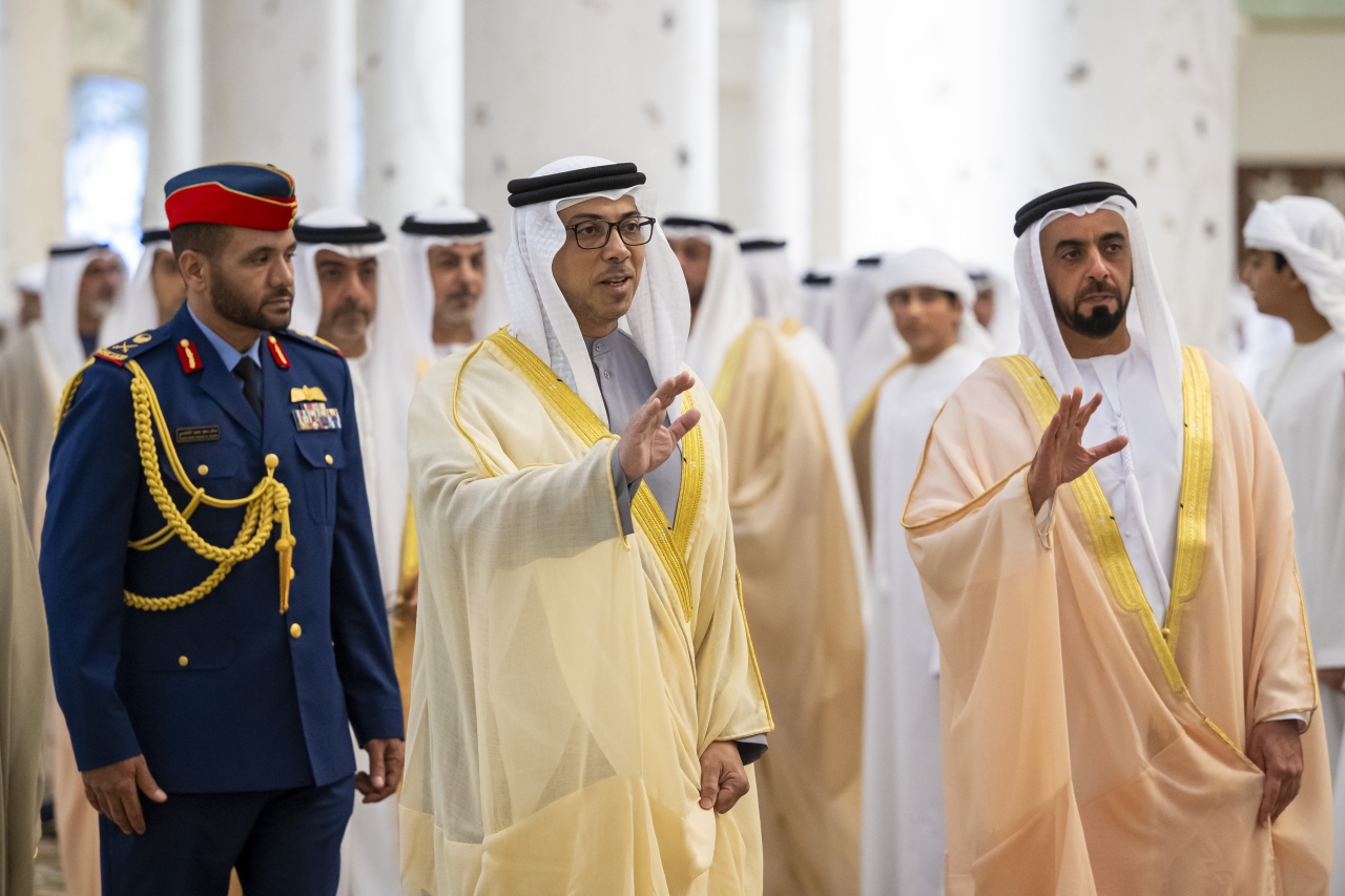 "منصور بن زايد وسيف وحامد وعمر بن زايد"