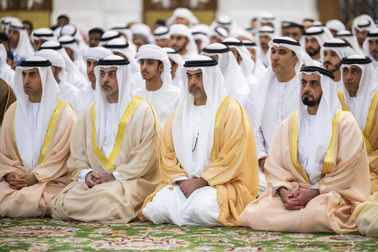 "سيف وحامد وعمر وخالد بن زايد"