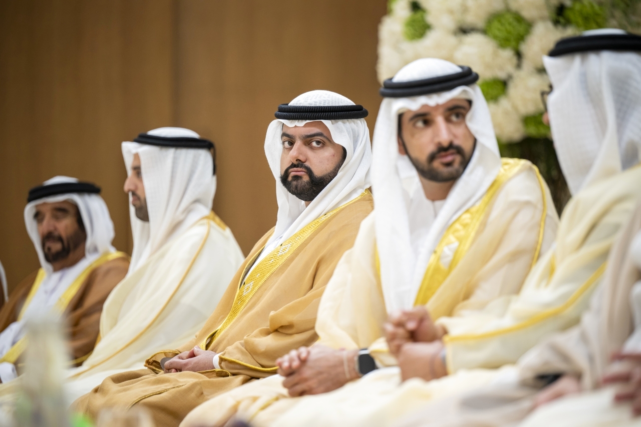 "منصور بن زايد وحمدان بن محمد ومحمد الشرقي ومحمد بن سعود"