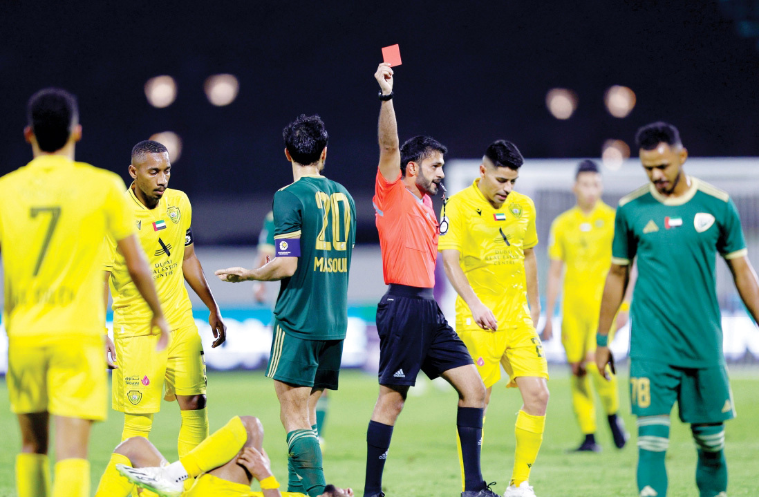 "بطاقة حمراء في لقاء الوصل والإمارات | البيان"