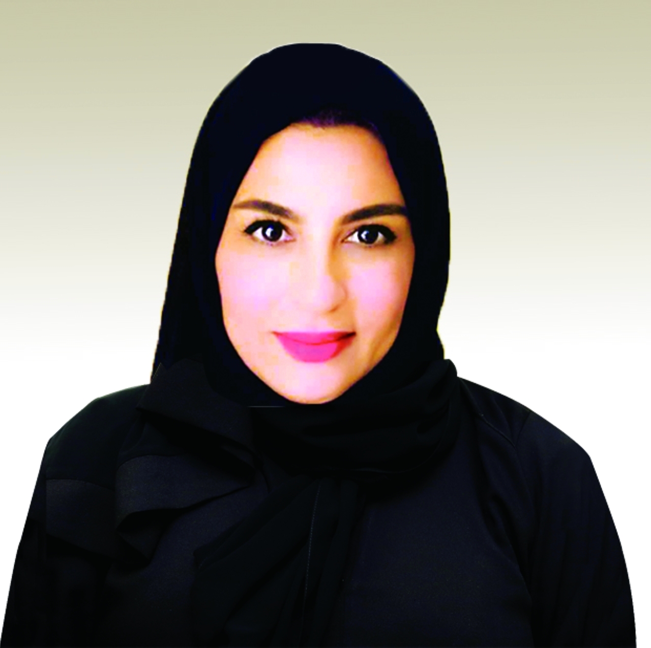 "فاطمة الحمادي"