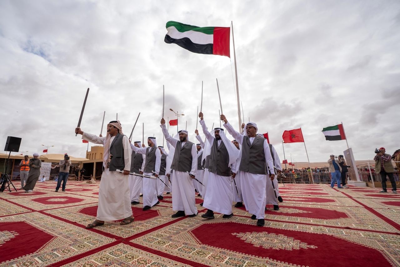 الإعلام المغربي يشيد بمشاركة الإمارات البارزة في موسم طانطان الثقافي