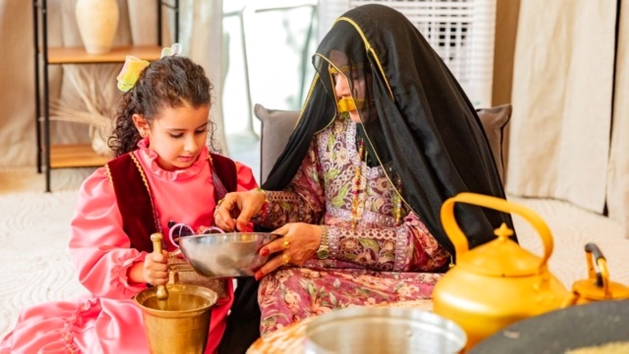 "مشاركة فاعلة للمرأة الإماراتية | من المصدر"