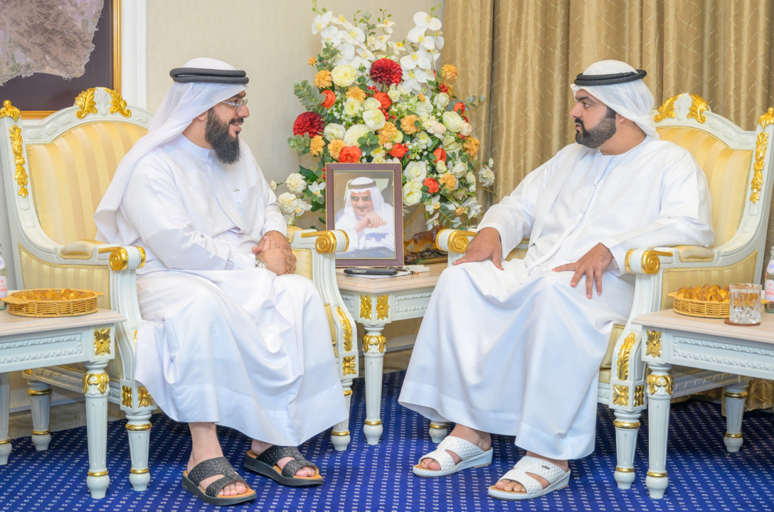 "محمد الشرقي خلال استقباله عبدالله آل بركت | وام"