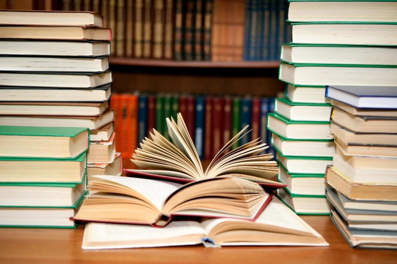 زينب الحداد: القراءة مفتاح الكتابة ومصدر الإبداع