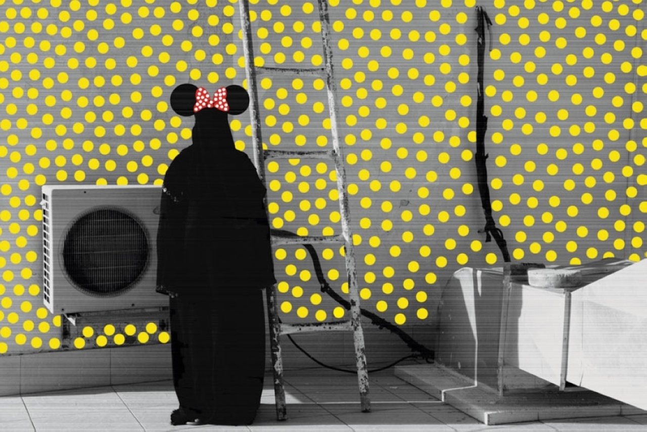 «عدسة وضوء» في دبي.. أعمال فنية توثّق التجارب الإنسانية