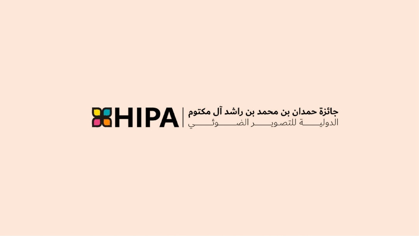 الحوسني يلتقط «رقصة أشجار القرم»