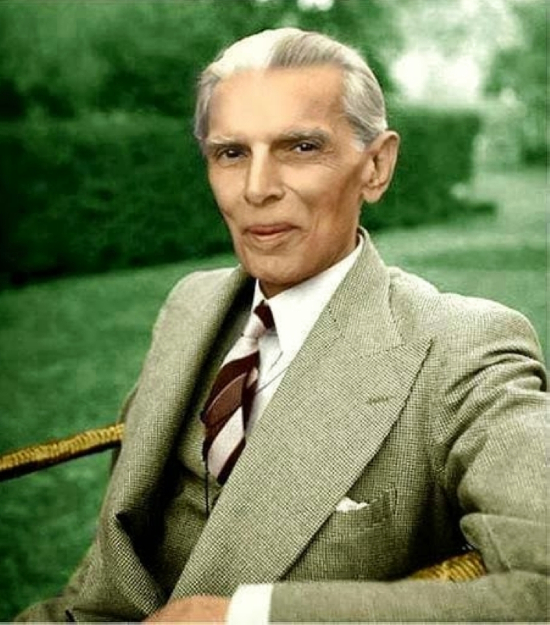 "1947 محمد علي جناح يتولى الحكم في باكستان بعد انفصالها عن الهند."