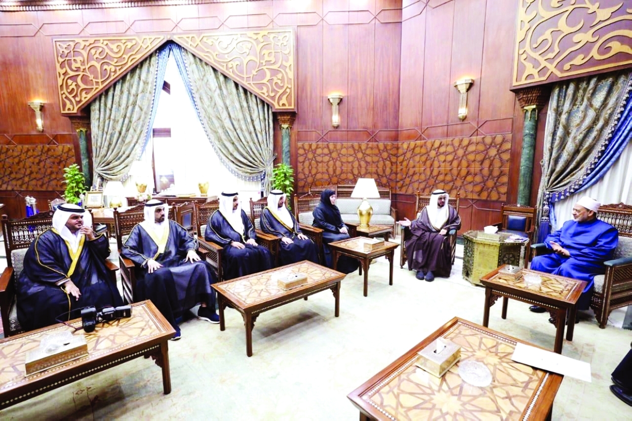 "عمر الدرعي خلال كلمته بالمؤتمر | وام"
