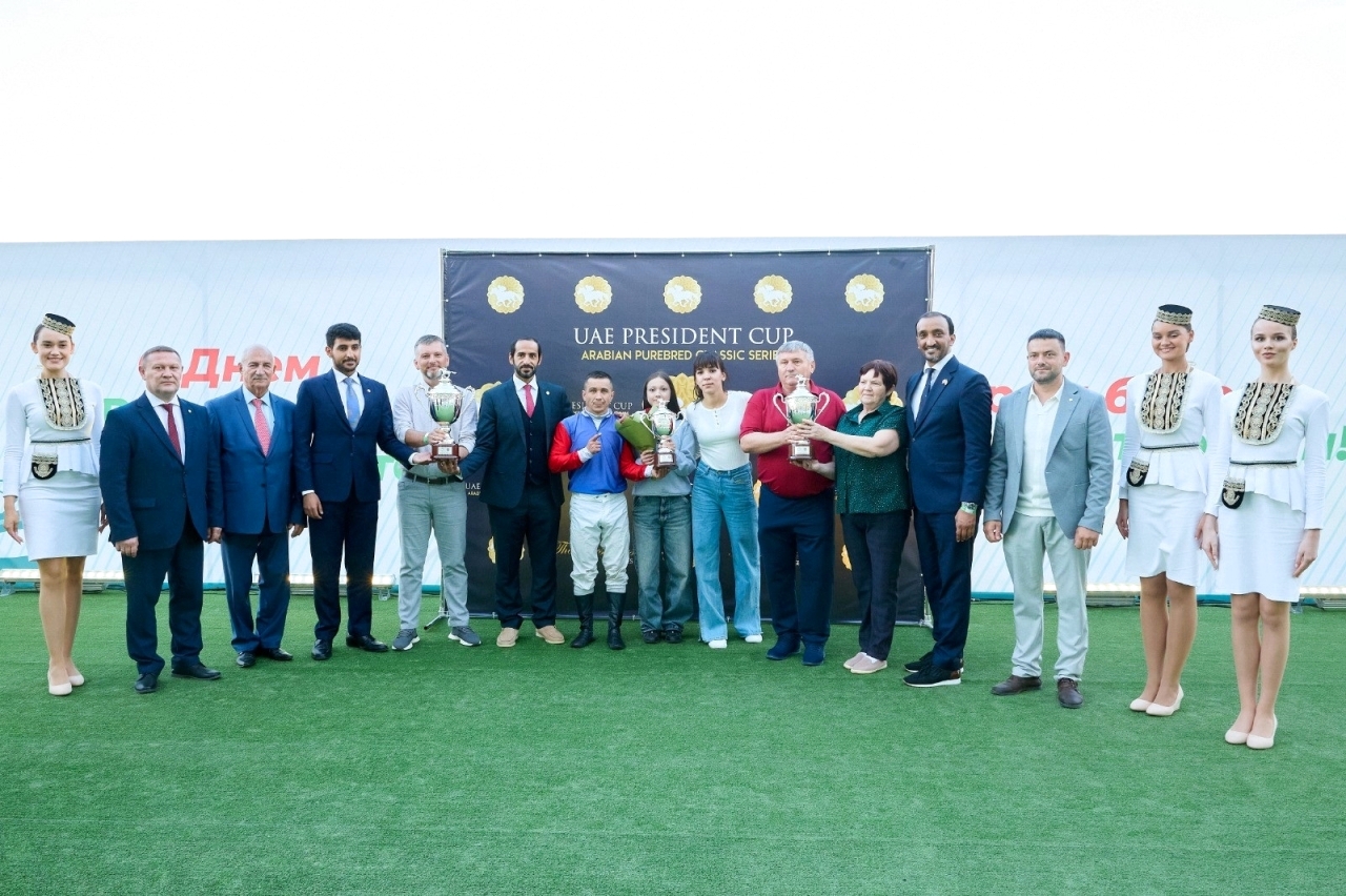 "جانب من مراسم التتويج | البيان"