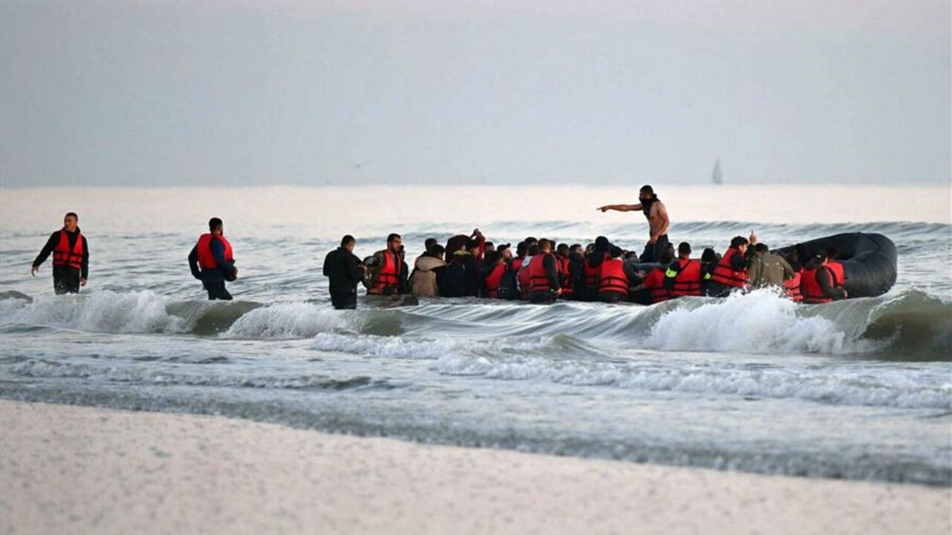 إنقاذ خمسين مهاجراً في قناة المانش