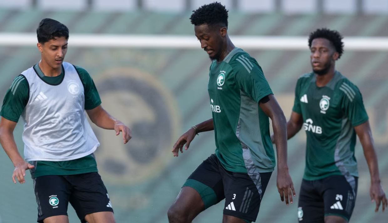 المنتخب السعودي يسعى للفوز على الصين لتفادي رقم سلبي