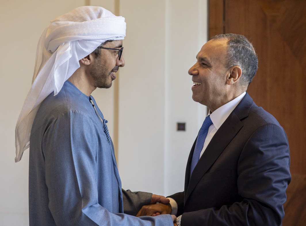 "عبدالله بن زايد وبدر عبدالعاطي"