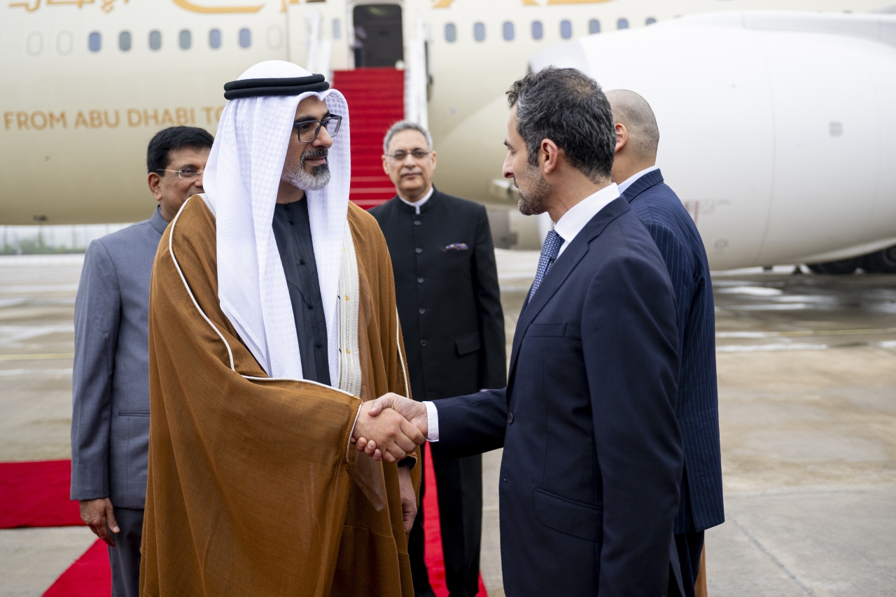 "خالد بن محمد خلال الاستقبال"