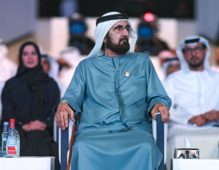 "محمد بن راشد خلال الاحتفالية"