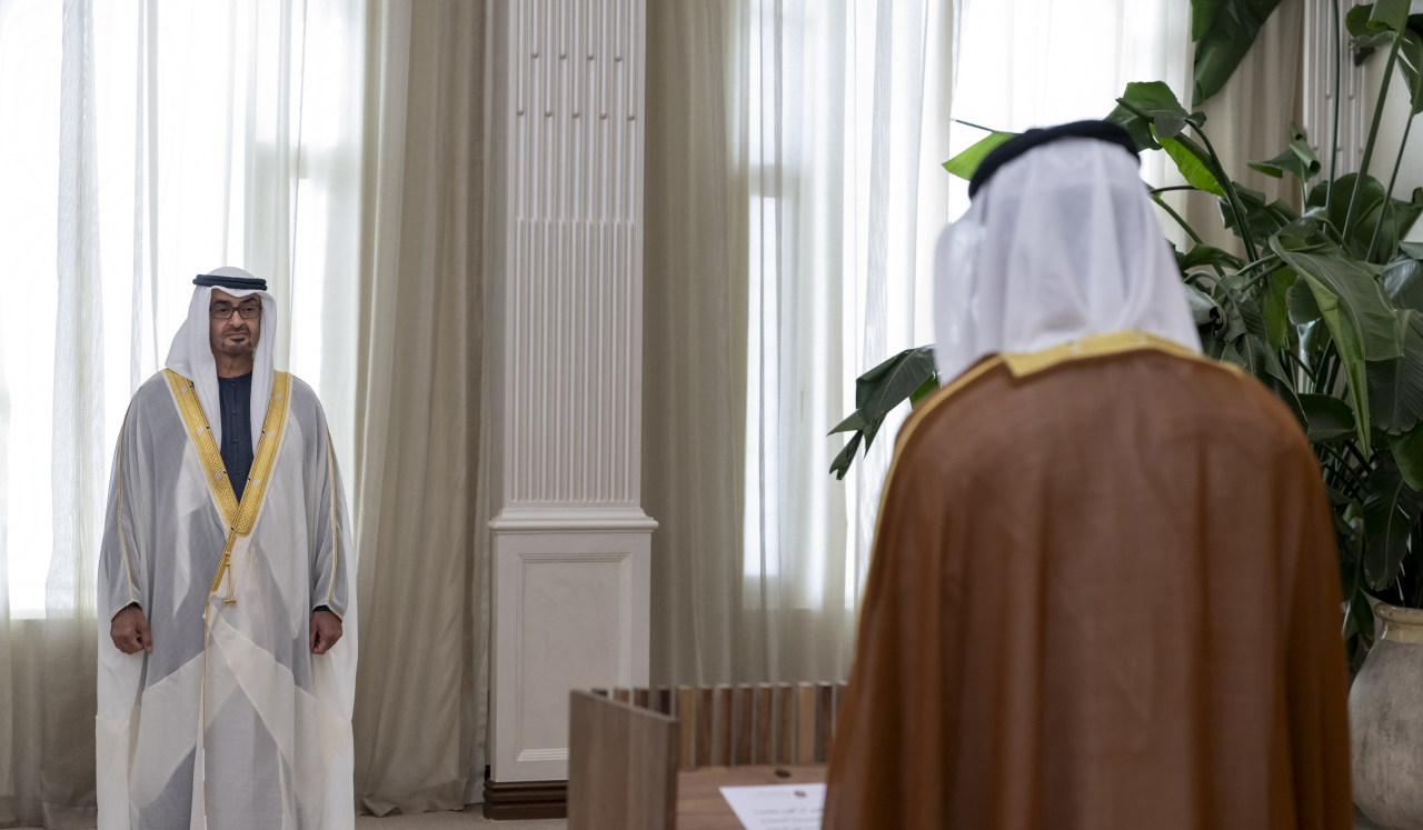 "محمد بن زايد خلال مراسم أداء اليمين القانونية"