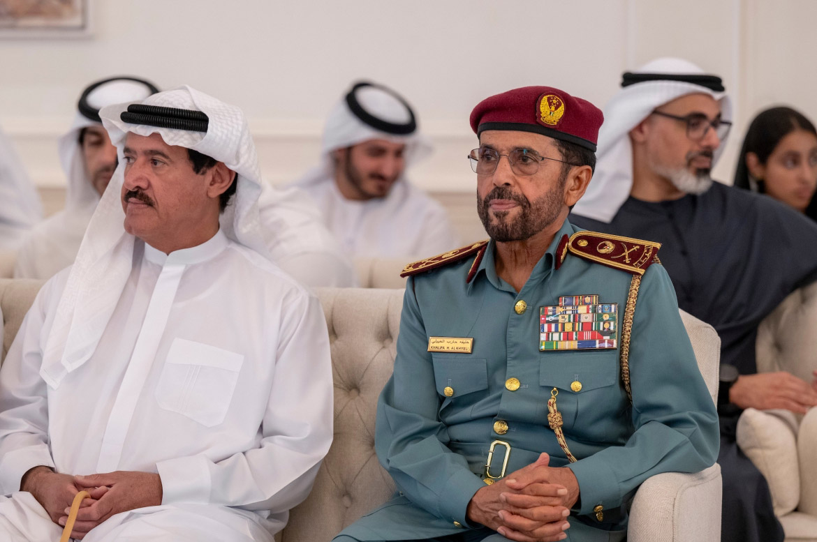 "خالد بن محمد وسلطان بن حمدان وخليفة الخييلي"