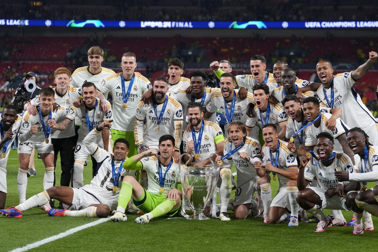 "ريال مدريد بطل النسخة السابقة يواجه شتوتغارت اليوم - أرشيفية"