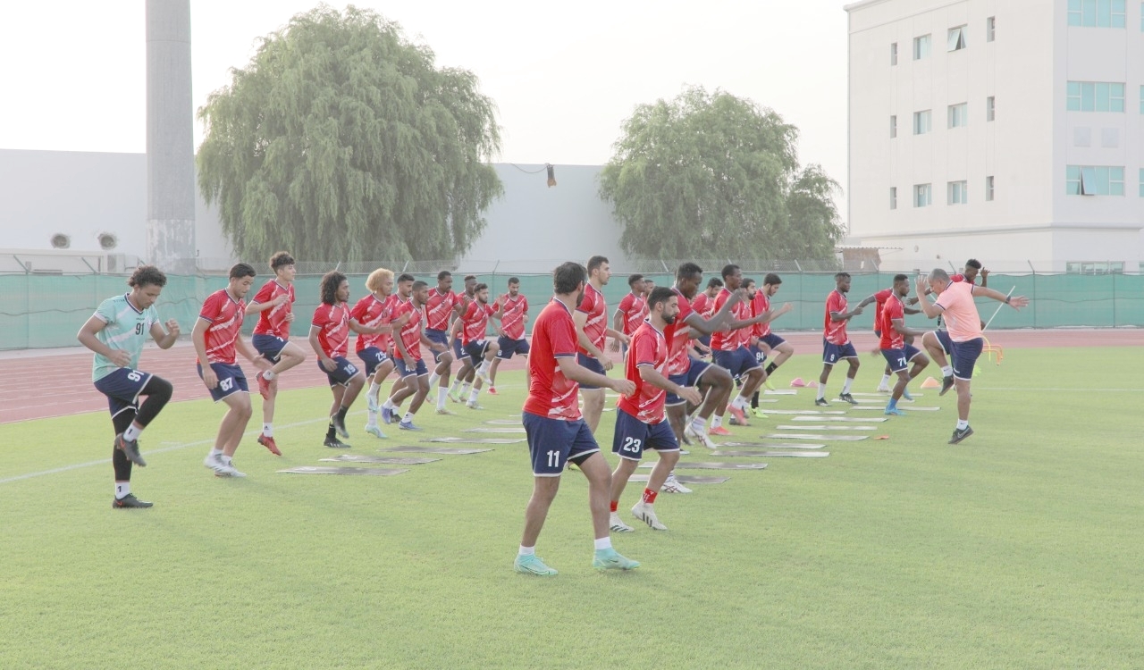 جانب من تدريبات فريق الذيد - البيان
