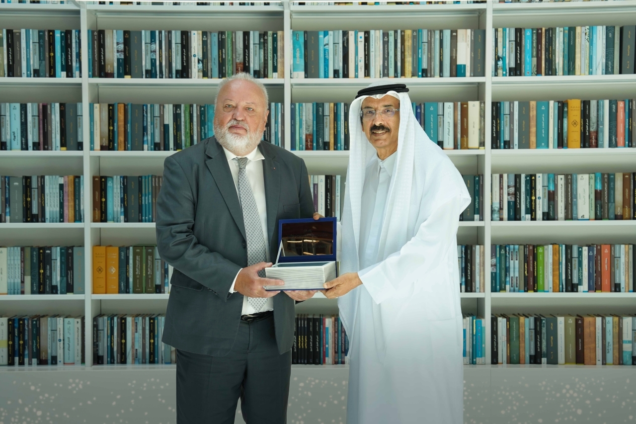سفير التشيك: مكتبة محمد بن راشد صرح ثقافي يوحد الشعوب