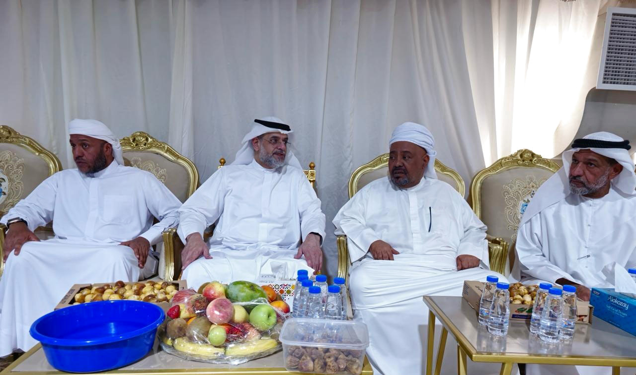 سلطان بن محمد بن سلطان معزياً في الفقيدة | وام