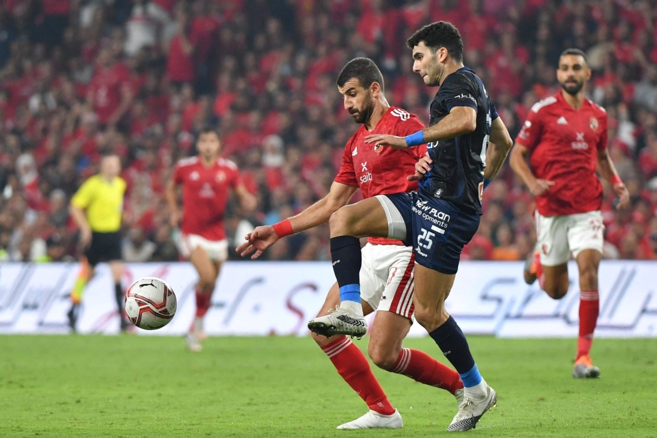 الأهلي والزمالك ثأر تاريخي في السوبر الأفريقي